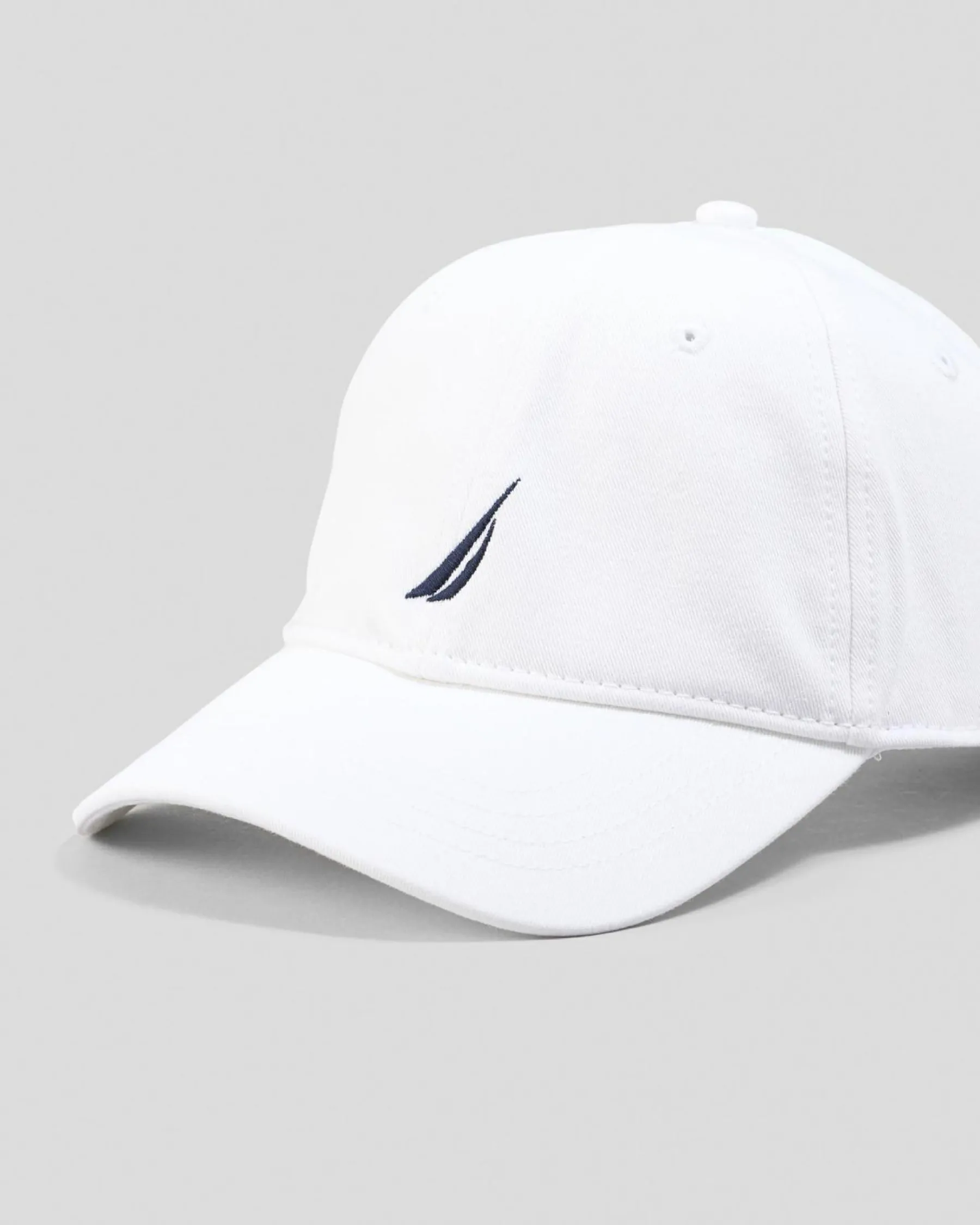 Headwear*NAUTICA 6 Panel Buckle Cap True White