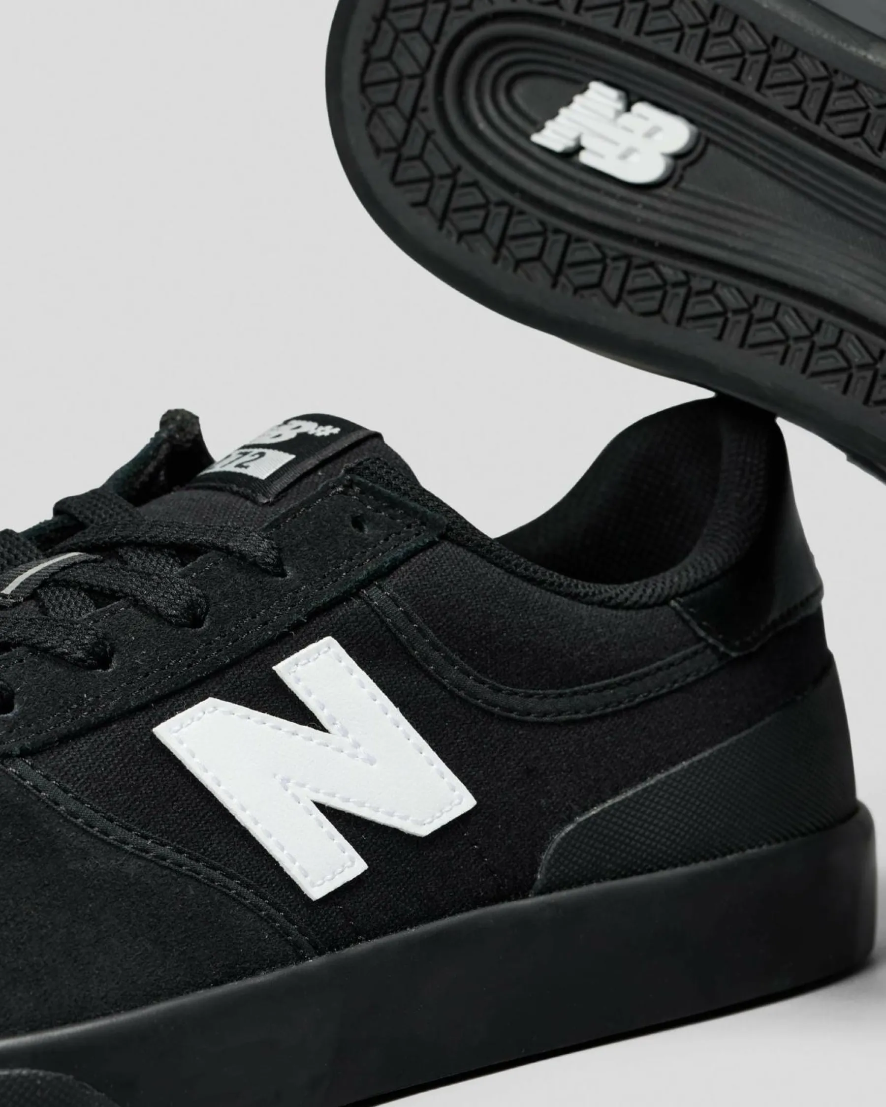 Sneakers*New Balance 272 Shoes Black/white