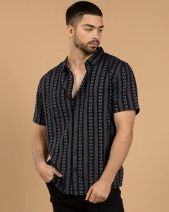 Tops & T-Shirts*Skylark Affirm Short Sleeve Shirt Black