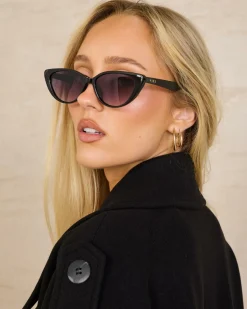 Sunglasses*Aire Amalthea Sunglasses Black/smoke