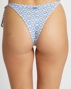 Bikinis*Roxy Amber Cheeky Tie Side Bikini Bottom Cloud Dancer Never Bored Swim