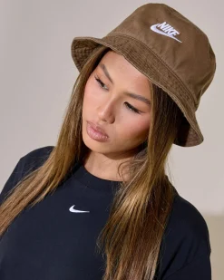 Headwear*Nike Apex Bucket Hat Mosswood Brown/white