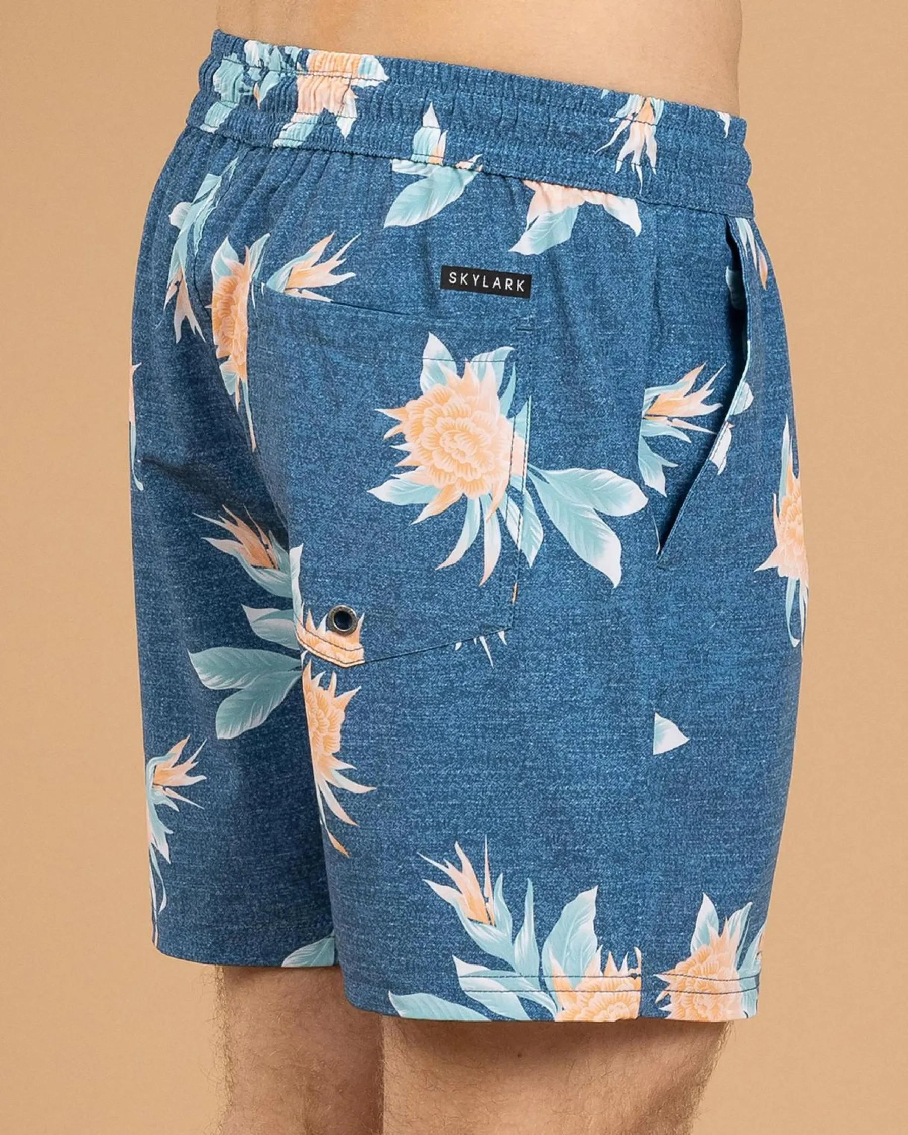 Sale Arbor Elastic Waist Shorts Shorts & Bottoms