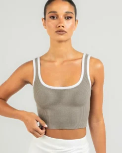 Outlet Basic Knit Top Women Tops