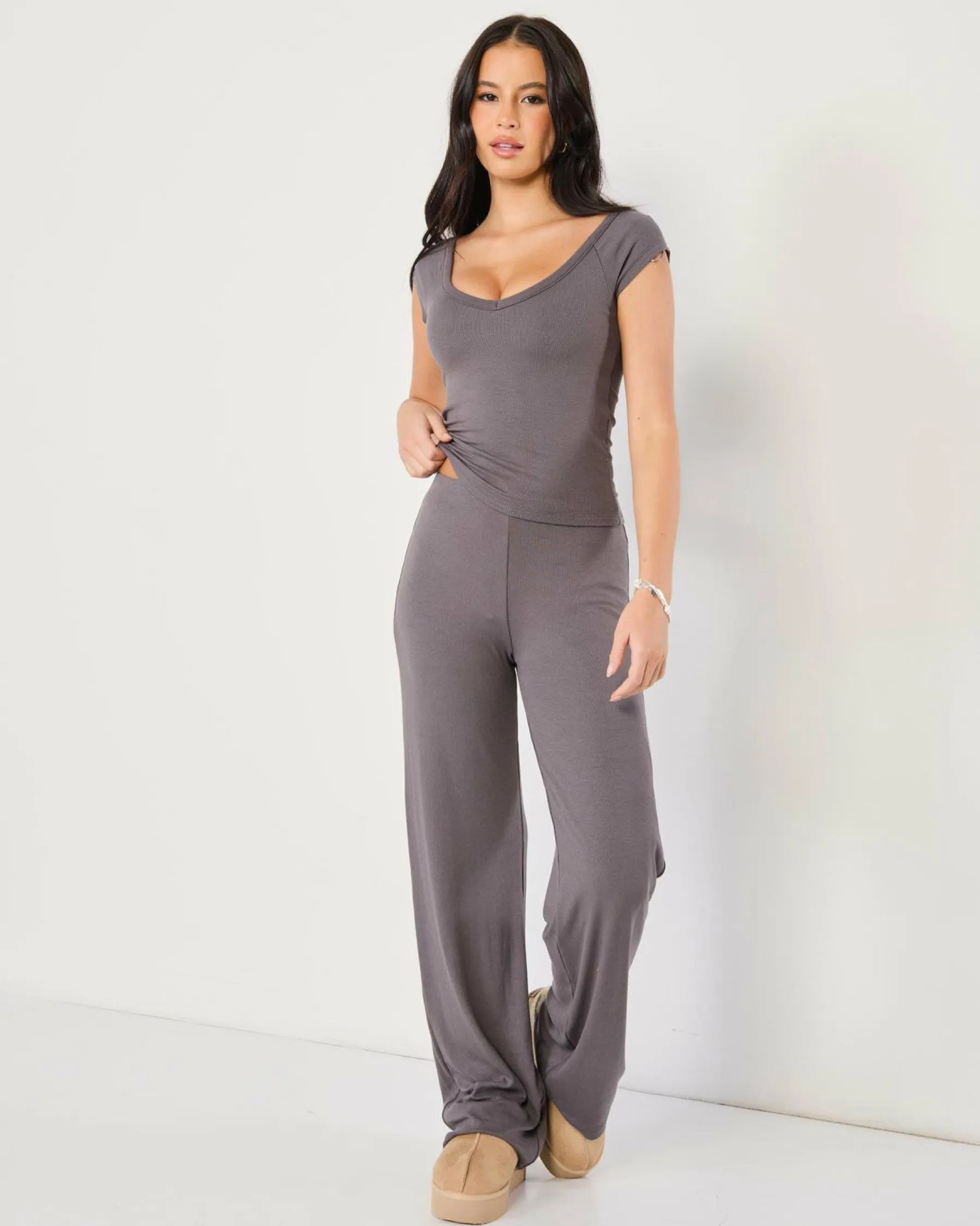 Tops*Ava And Ever Basic V Neck Fine Rib Tee Charcoal