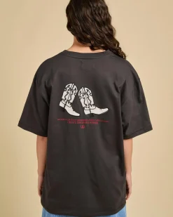 Tops*Wrangler Boot Scootin' Slouch T-Shirt Worn Black