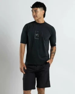Rashies*Billabong Boxed Arch Short Sleeve Rash Vest Stealth