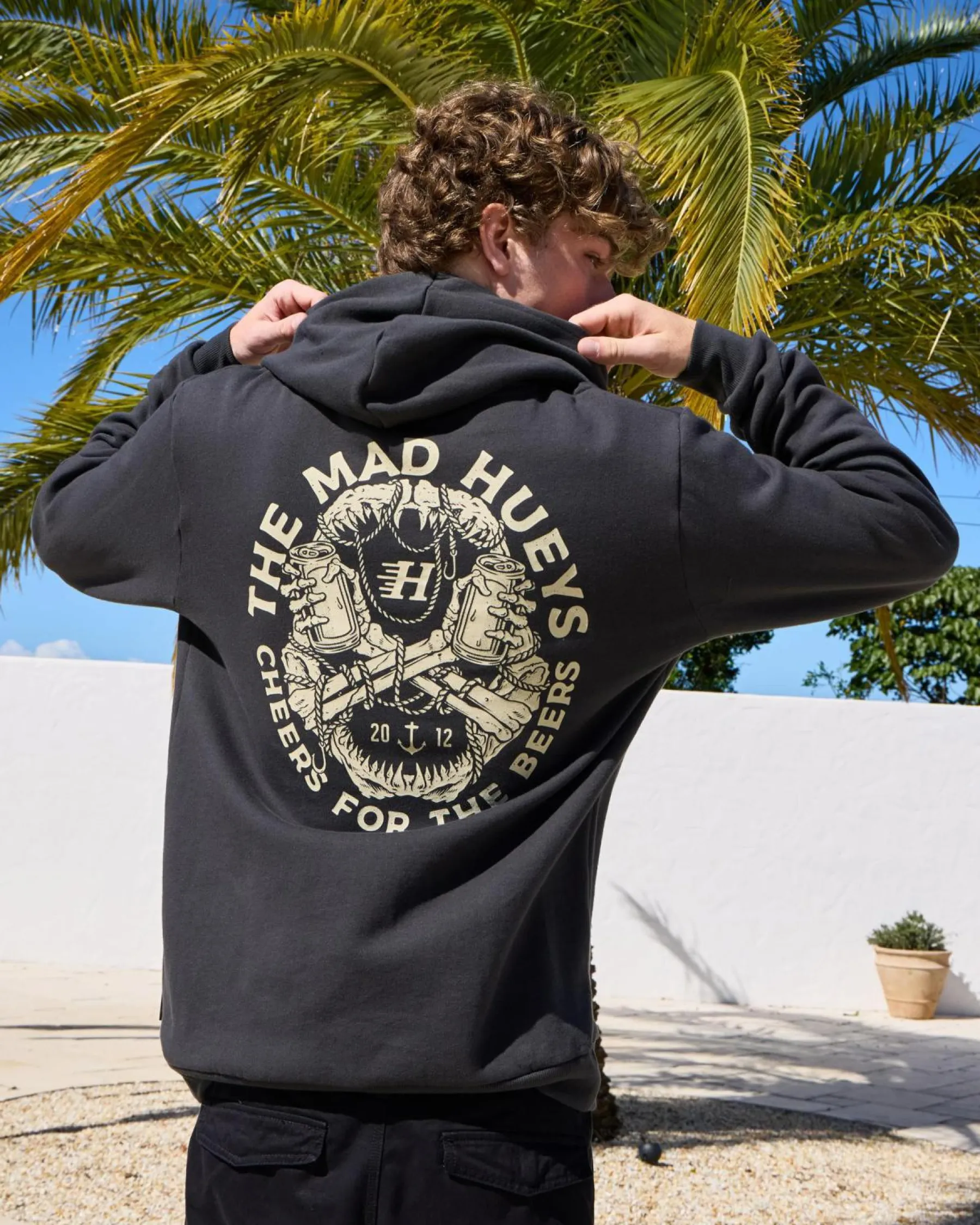Hoodies & Sweatshirts*The Mad Hueys Cheers And Beers Hoodie Vintage Black