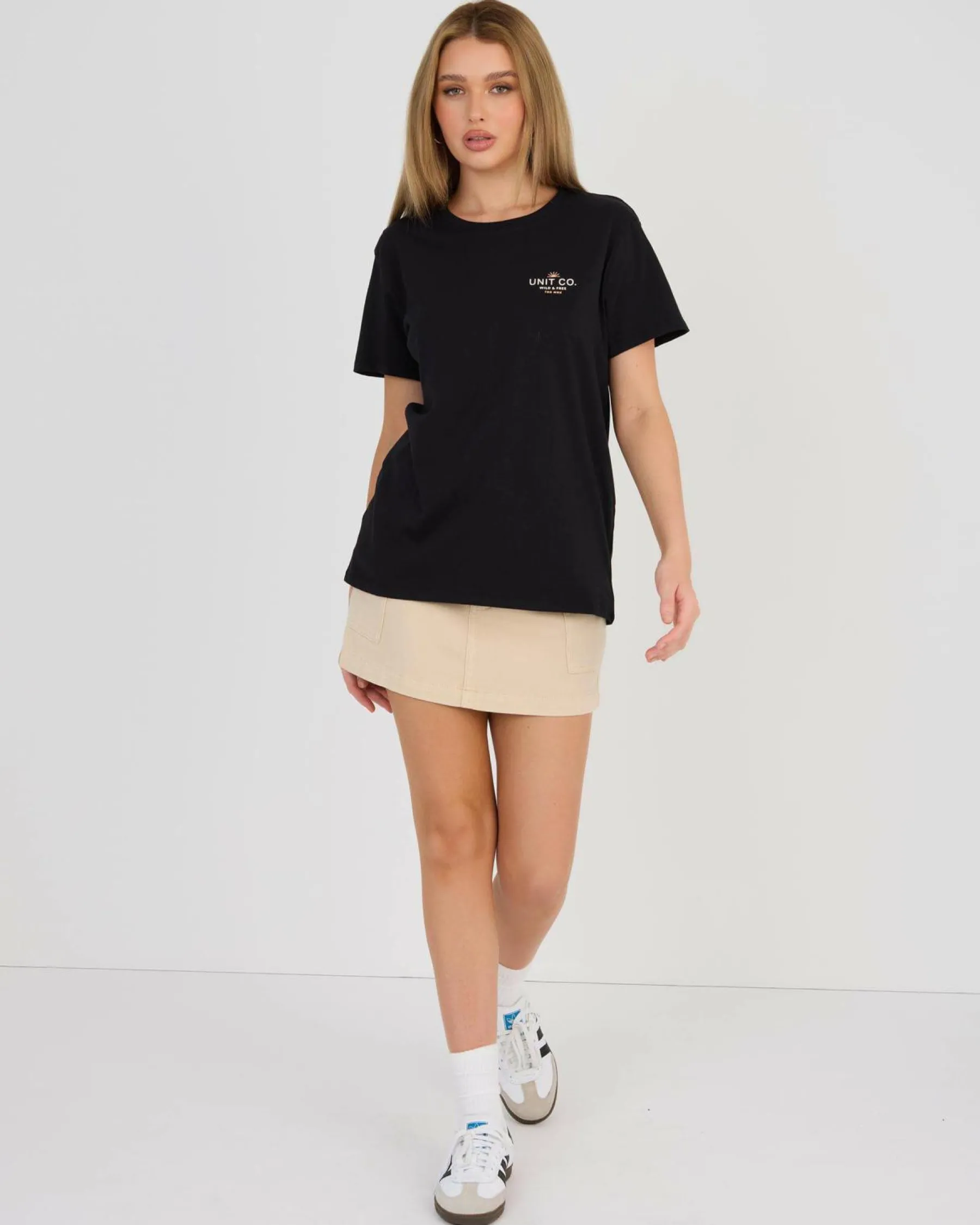 Tops*Unit Coast T-Shirt Black