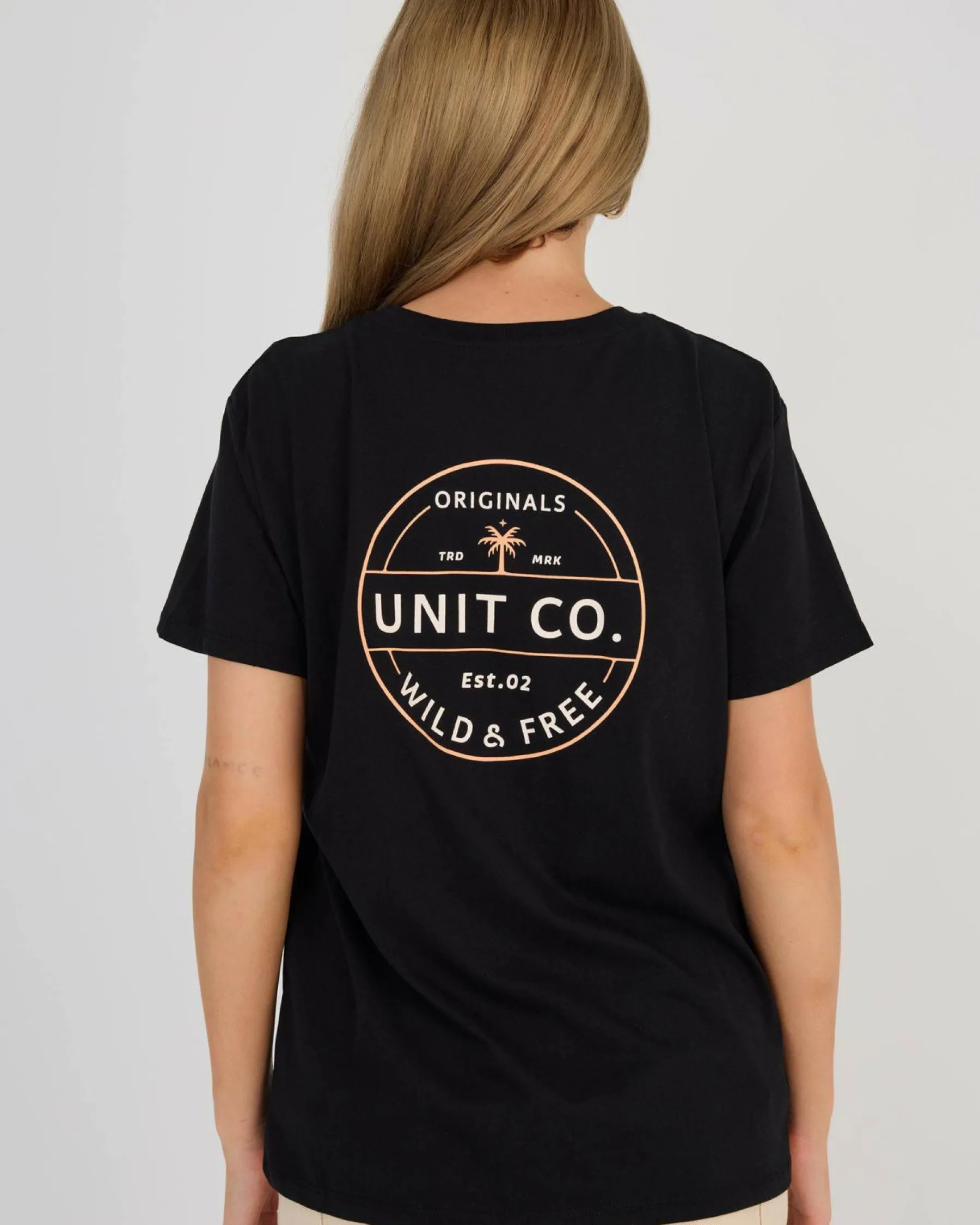 Tops*Unit Coast T-Shirt Black