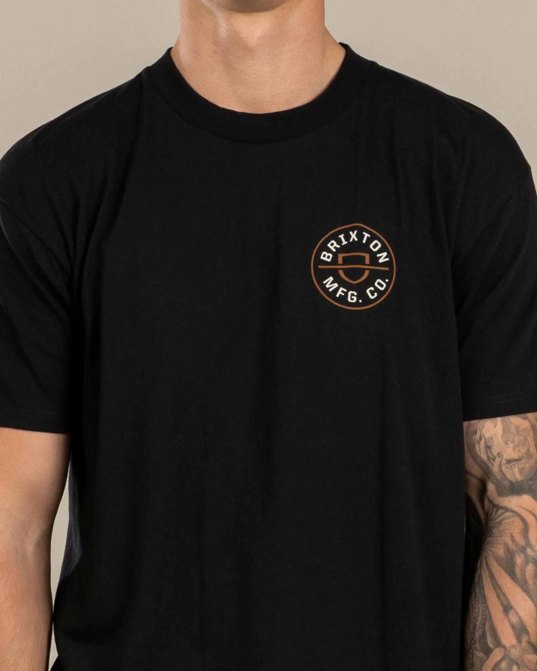 Outlet Crest T-Shirt Tops & T-Shirts