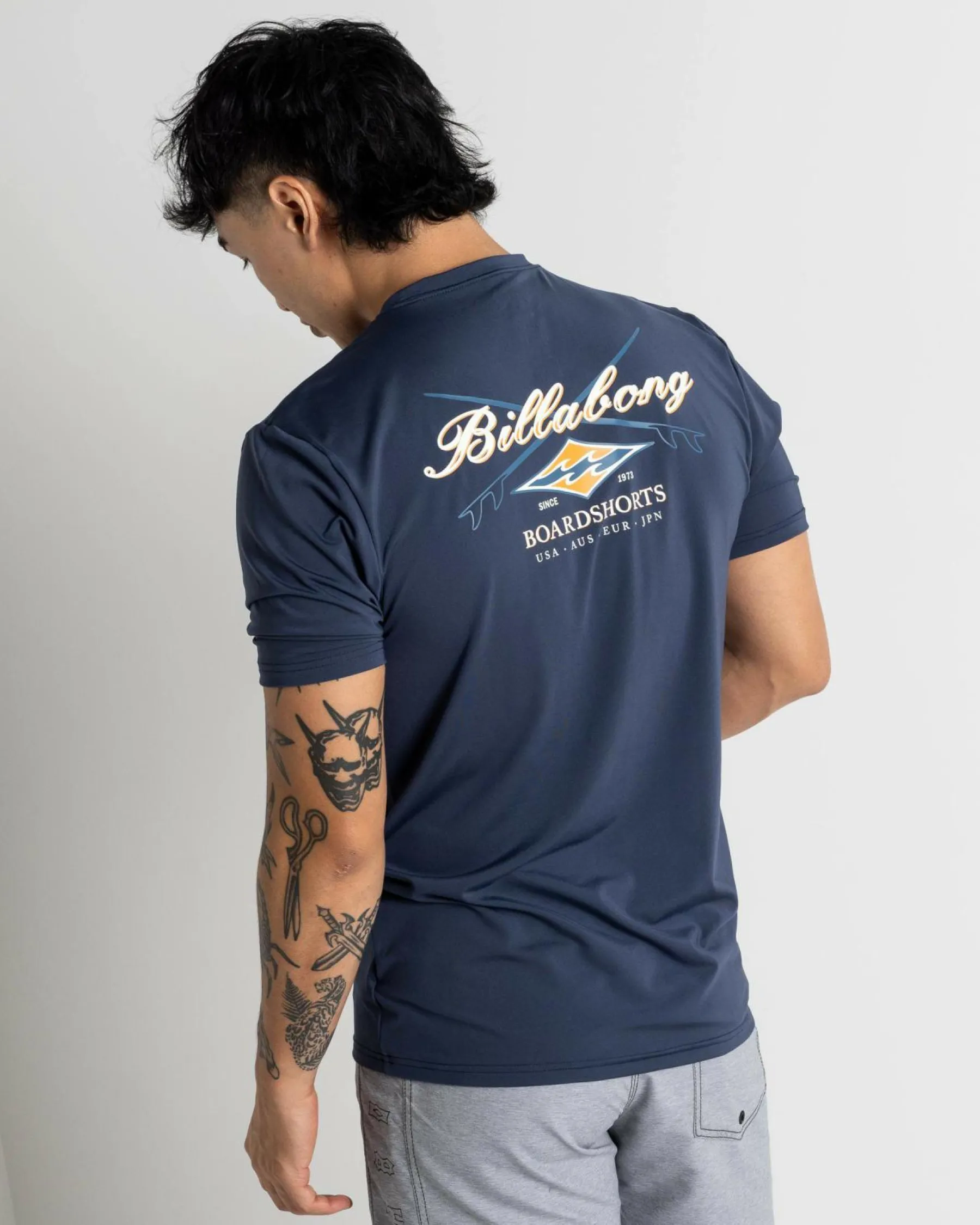 Rashies*Billabong Crossboards Short Sleeve Rash Vest Dusty Navy