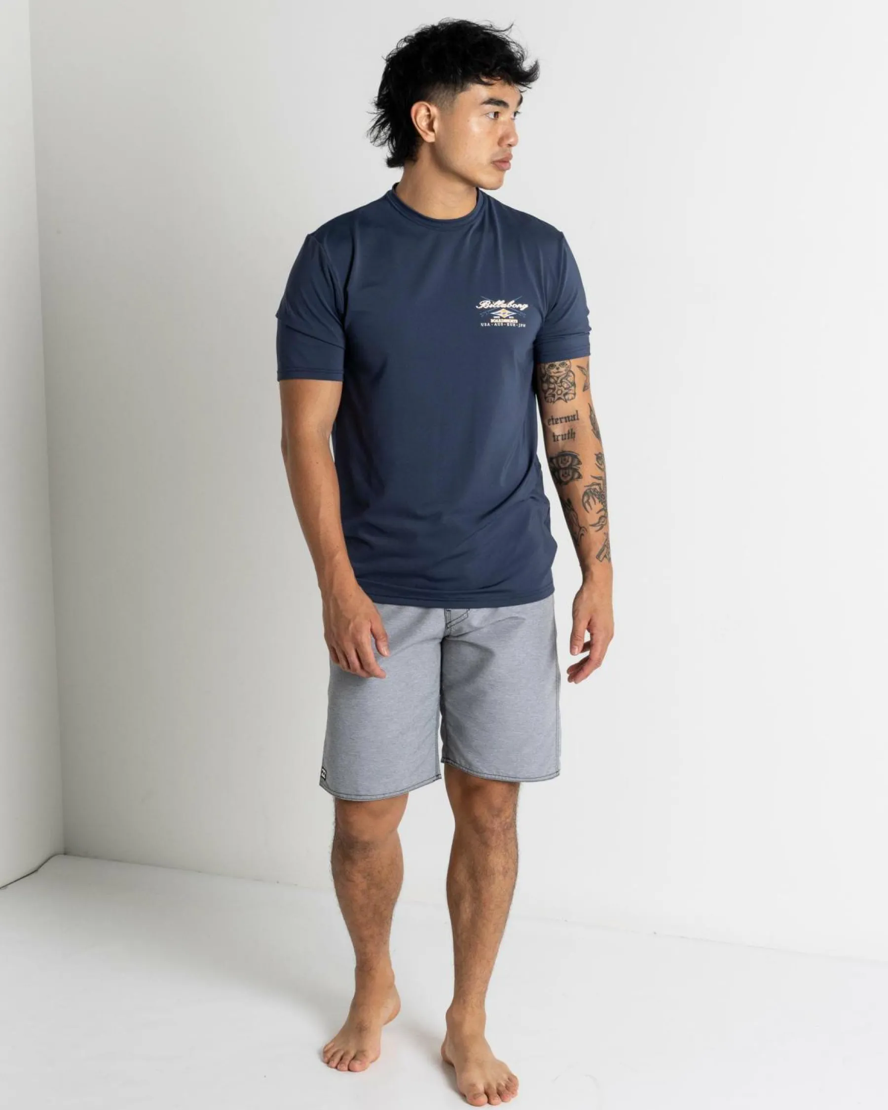 Rashies*Billabong Crossboards Short Sleeve Rash Vest Dusty Navy