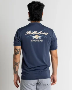 Rashies*Billabong Crossboards Short Sleeve Rash Vest Dusty Navy