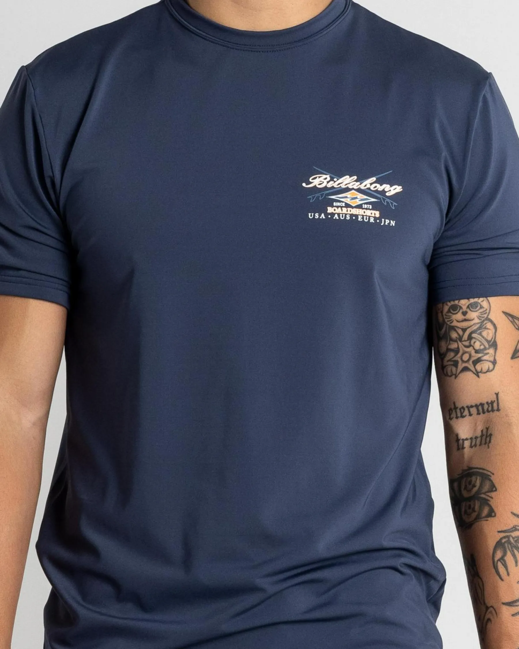 Rashies*Billabong Crossboards Short Sleeve Rash Vest Dusty Navy