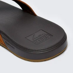 Flip Flops & Sandals*Reef Cushion Phantom LE Sandals Brown