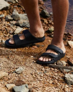 Outlet Cushion Tradewind Sandals Flip Flops & Sandals