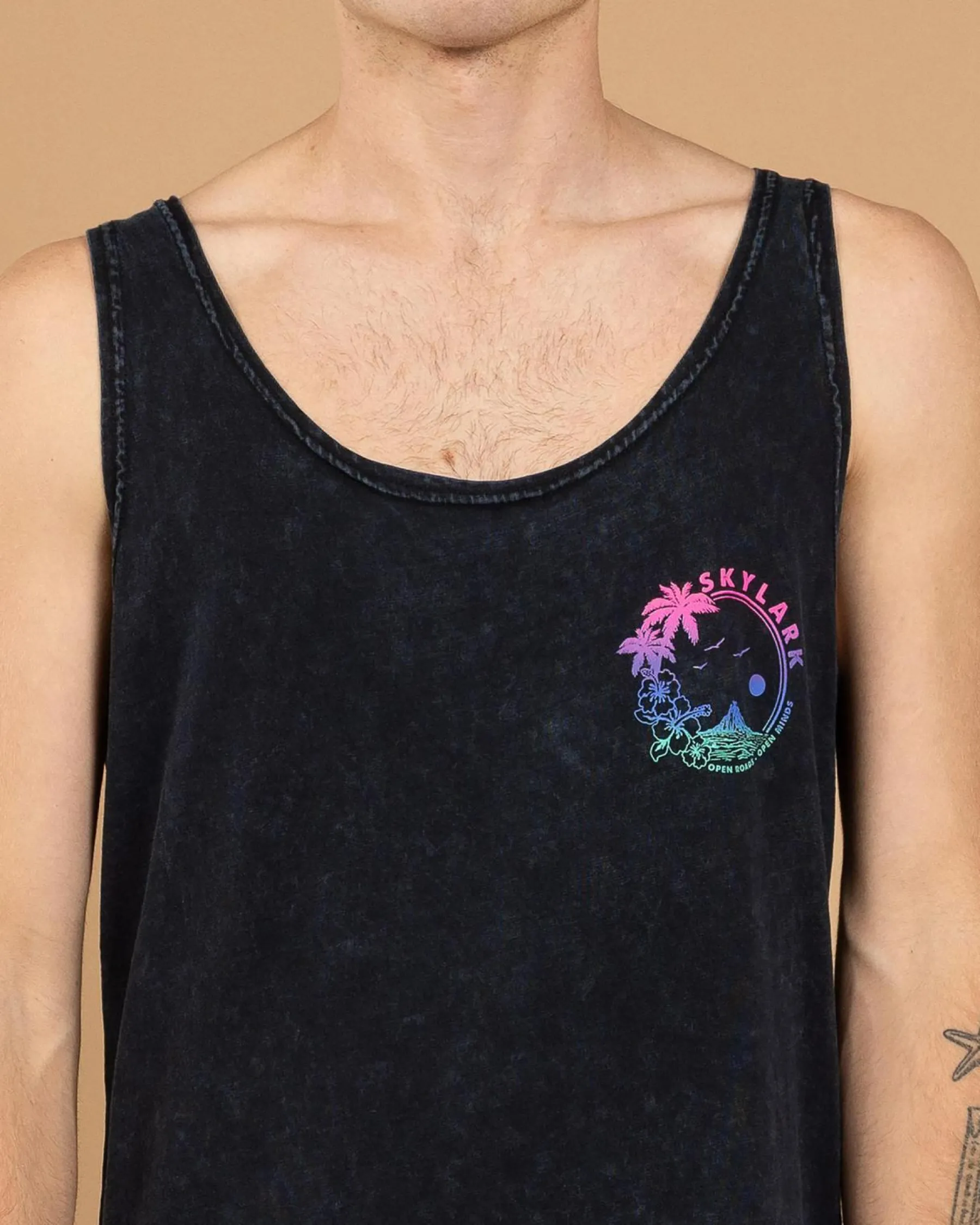 Hot Destination Singlet Tops & T-Shirts