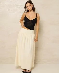 Tops*Ava And Ever Dolly V Neck Knit Top Black