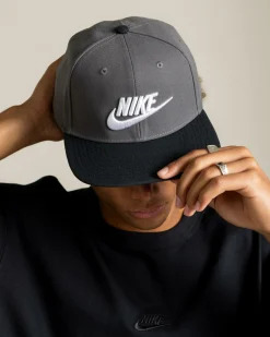 Clearance Dri-FIT Pro Futura Snapback Cap Headwear