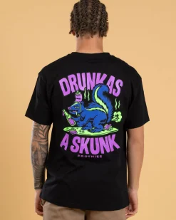Hot Drunk Skunk T-Shirt Tops & T-Shirts