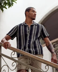 Hot Equator Short Sleeve Shirt Tops & T-Shirts