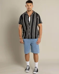 Hot Equator Short Sleeve Shirt Tops & T-Shirts