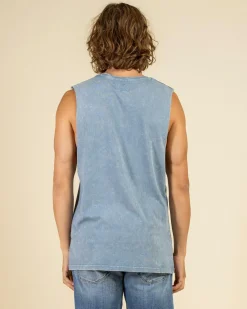 Essential Muscle Tank Tops & T-Shirts