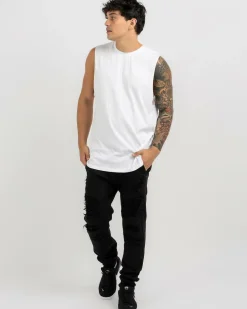 Hot Essential Muscle Tank Tops & T-Shirts