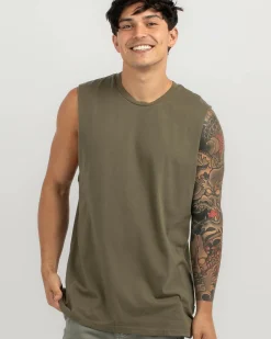 Discount Essential Muscle Tank Tops & T-Shirts