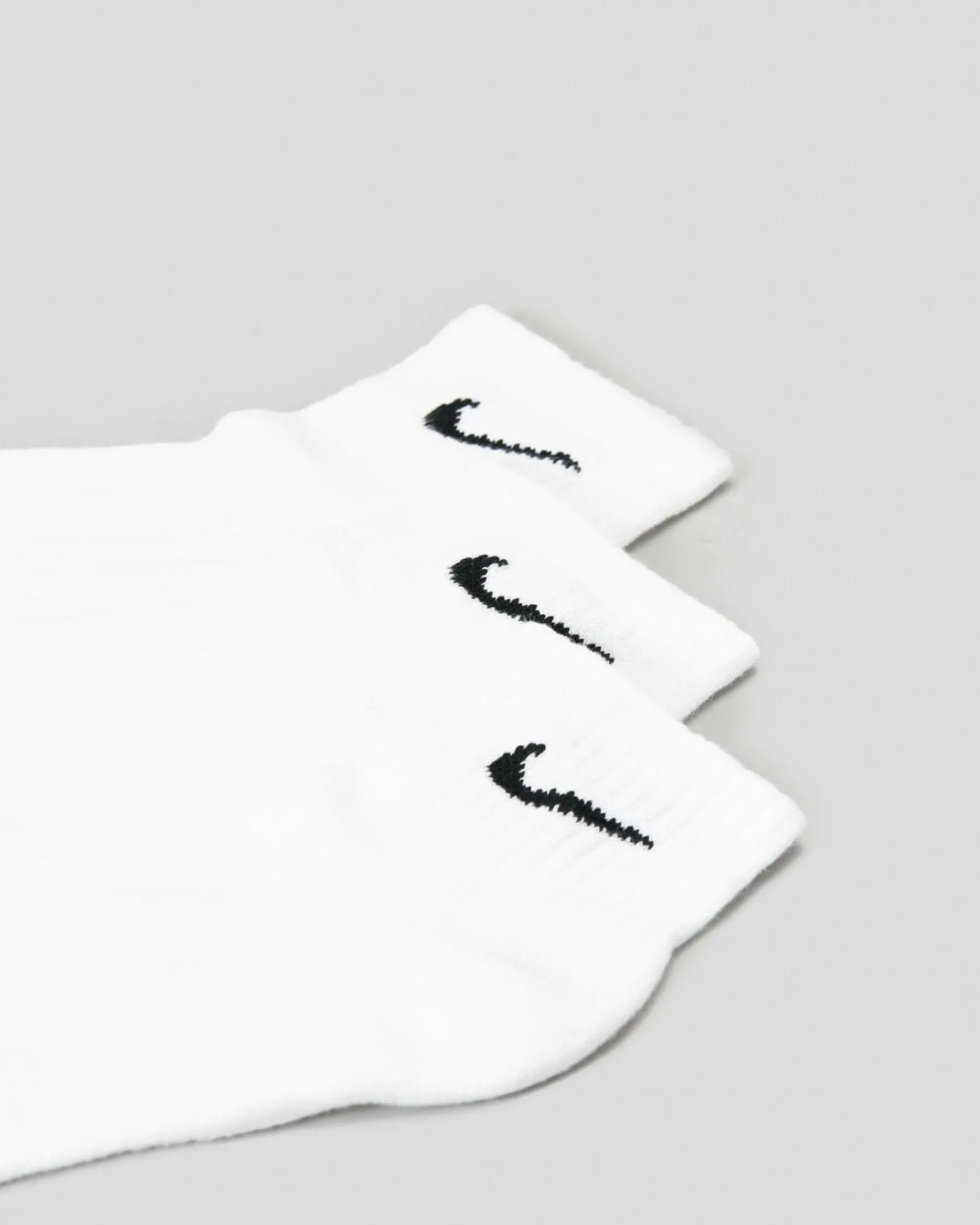Socks*Nike Everyday Cushioned 3 Pack Socks White/black