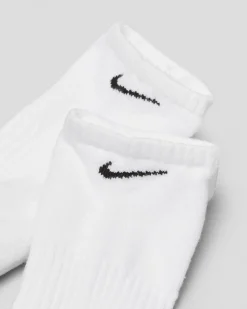 Socks*Nike Everyday Cushioned No Show Socks 3 Pack White/black