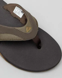 Fanning Thongs Slides