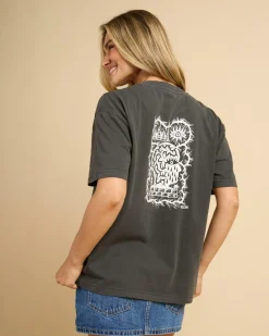 Discount Featured Artist Vaderetro 1 T-Shirt Women Tops