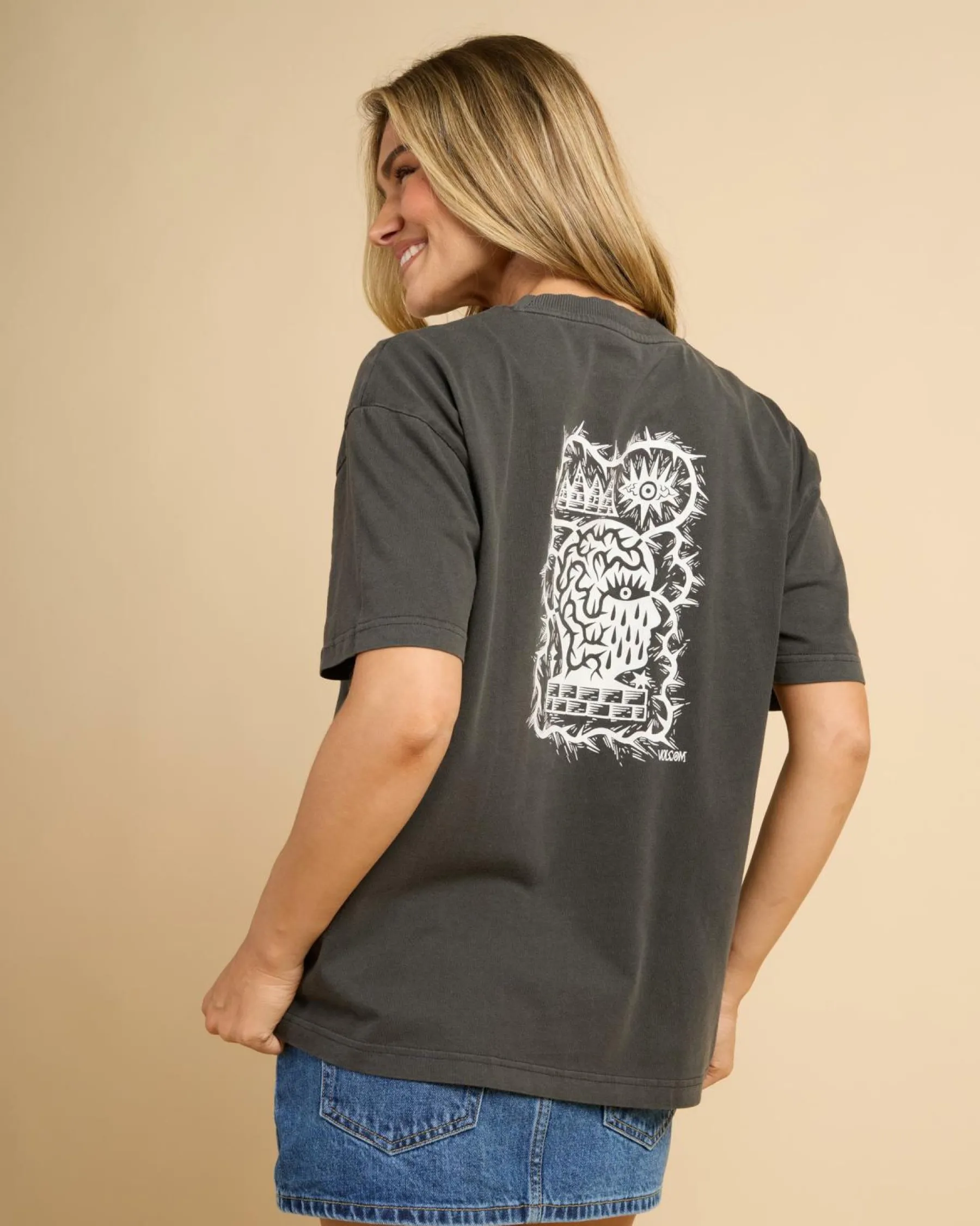 Discount Featured Artist Vaderetro 1 T-Shirt Women Tops