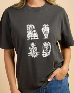 Discount Featured Artist Vaderetro 1 T-Shirt Women Tops