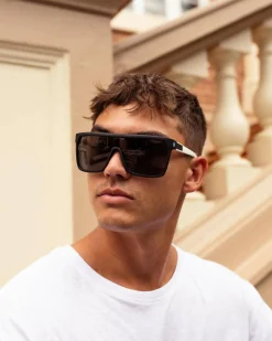 Flynn Sunglasses Sunglasses