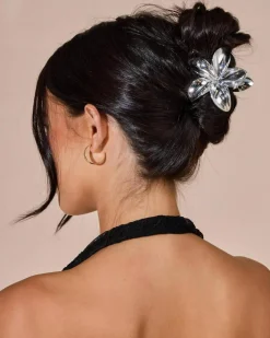 Face & Body*Karyn In LA Frangipani Hair Claw Clip Silver