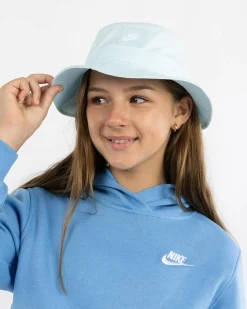 Headwear*Nike Girls' Apex Bucket Hat Glacier Blue/white