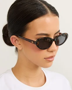 Sunglasses*Playboy Honey Bunn Sunglasses Tort/smoke