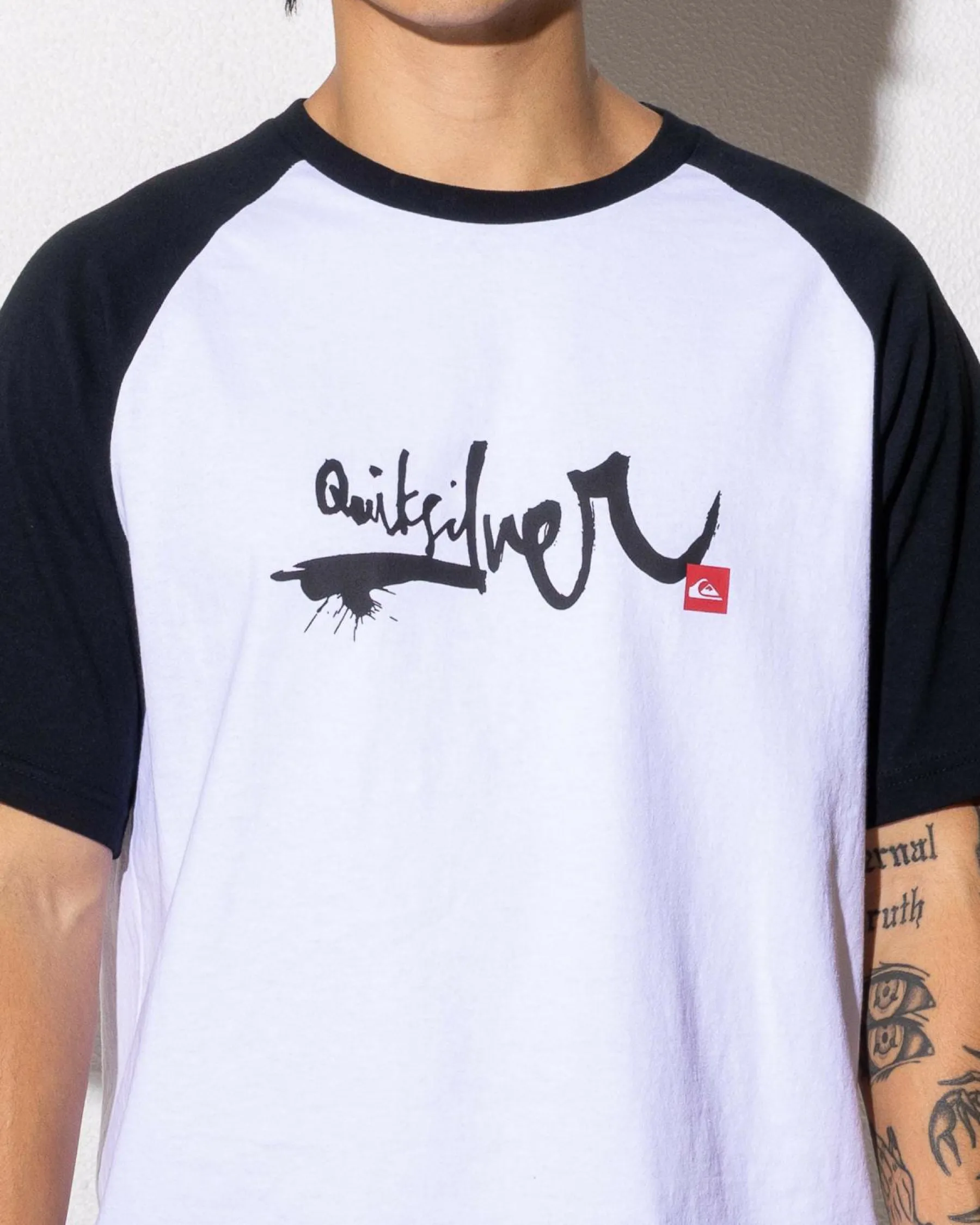 New Impaired Raglan T-Shirt Tops & T-Shirts