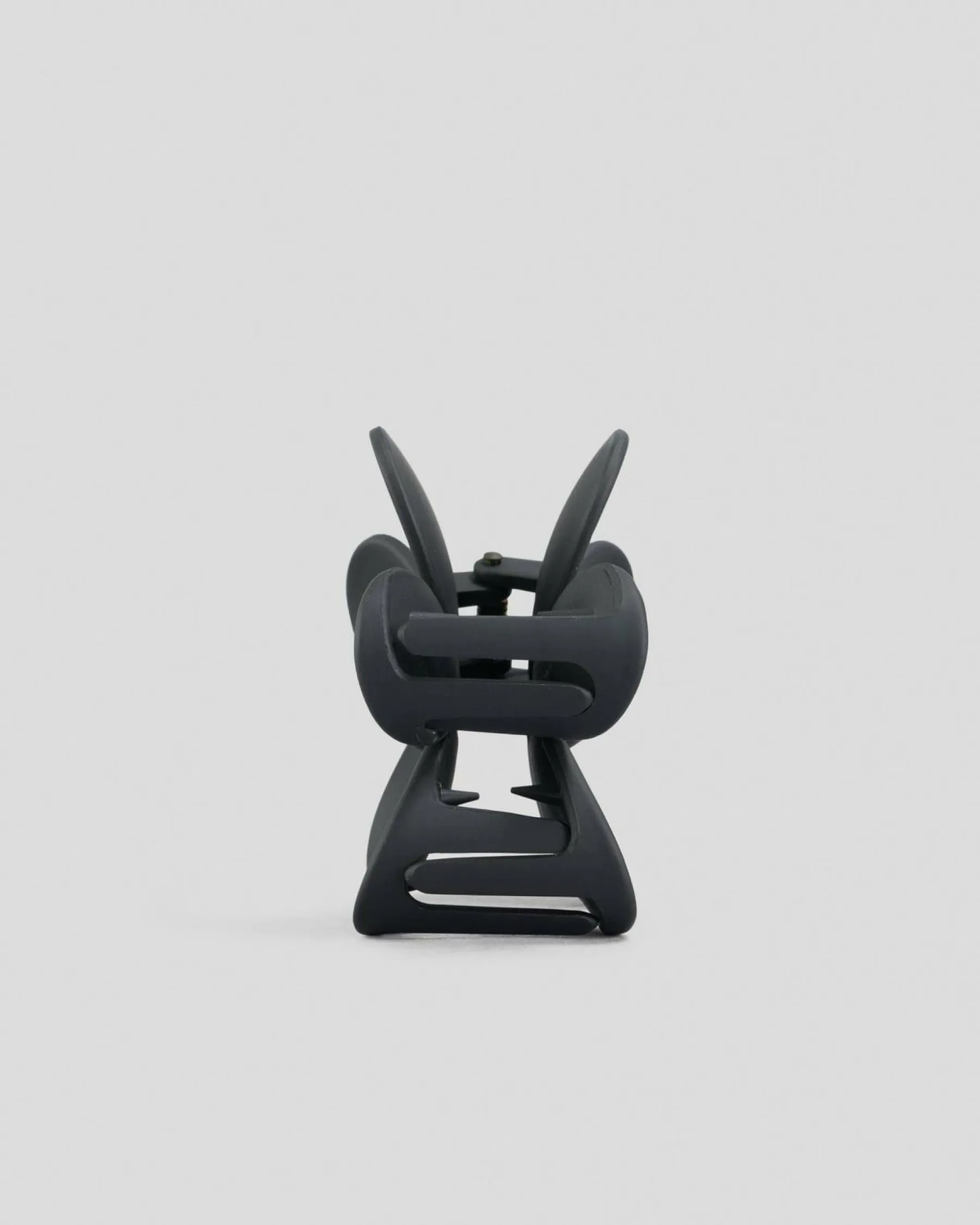 Beauty & Hair*Karyn In LA Kay Flower Hair Claw Clip Black