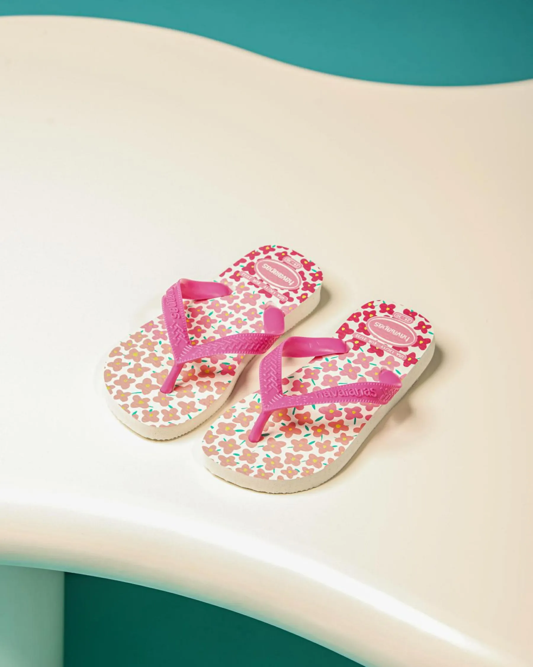 Flip Flops*Havaianas Kids' Flores Thongs White/pink Flux