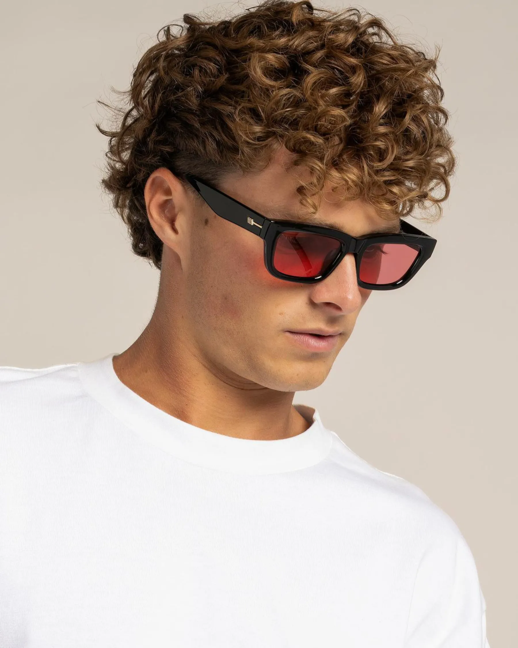 Sunglasses*Le Specs Le Castle Sunglasses Black/ Crimson Tint