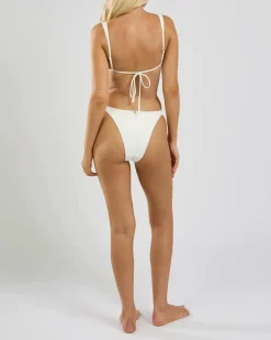 Bikinis*Kaiami Lela Cheeky Bikini Bottom Creamy