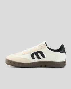 Outlet Lo-Cut Shoes Sneakers