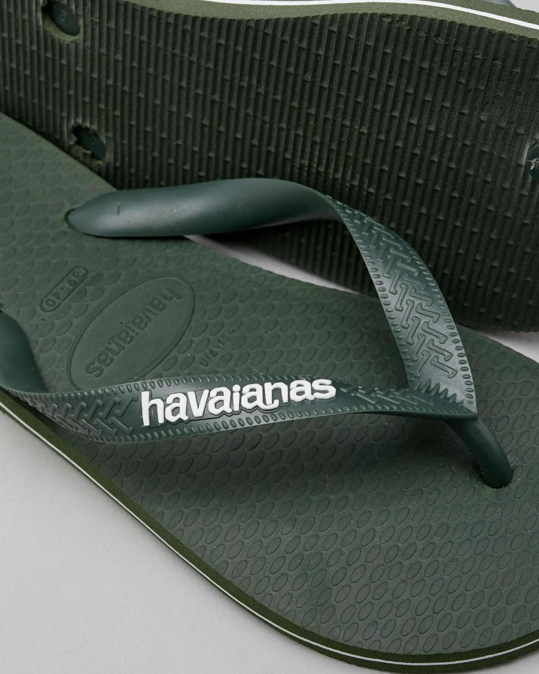 Flip Flops & Sandals*Havaianas Logo Thongs Green Olive