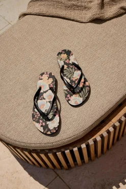 Discount Lost Cove Thongs Women Flip Flops