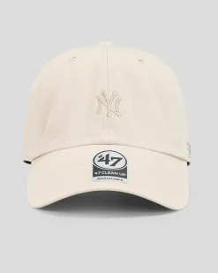 Headwear*Forty Seven New York Yankees Base Runner Clean Up Cap Bone/bone