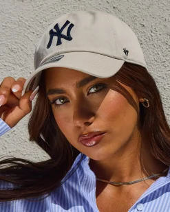 Clearance New York Yankees Clean Up Cap Women Headwear